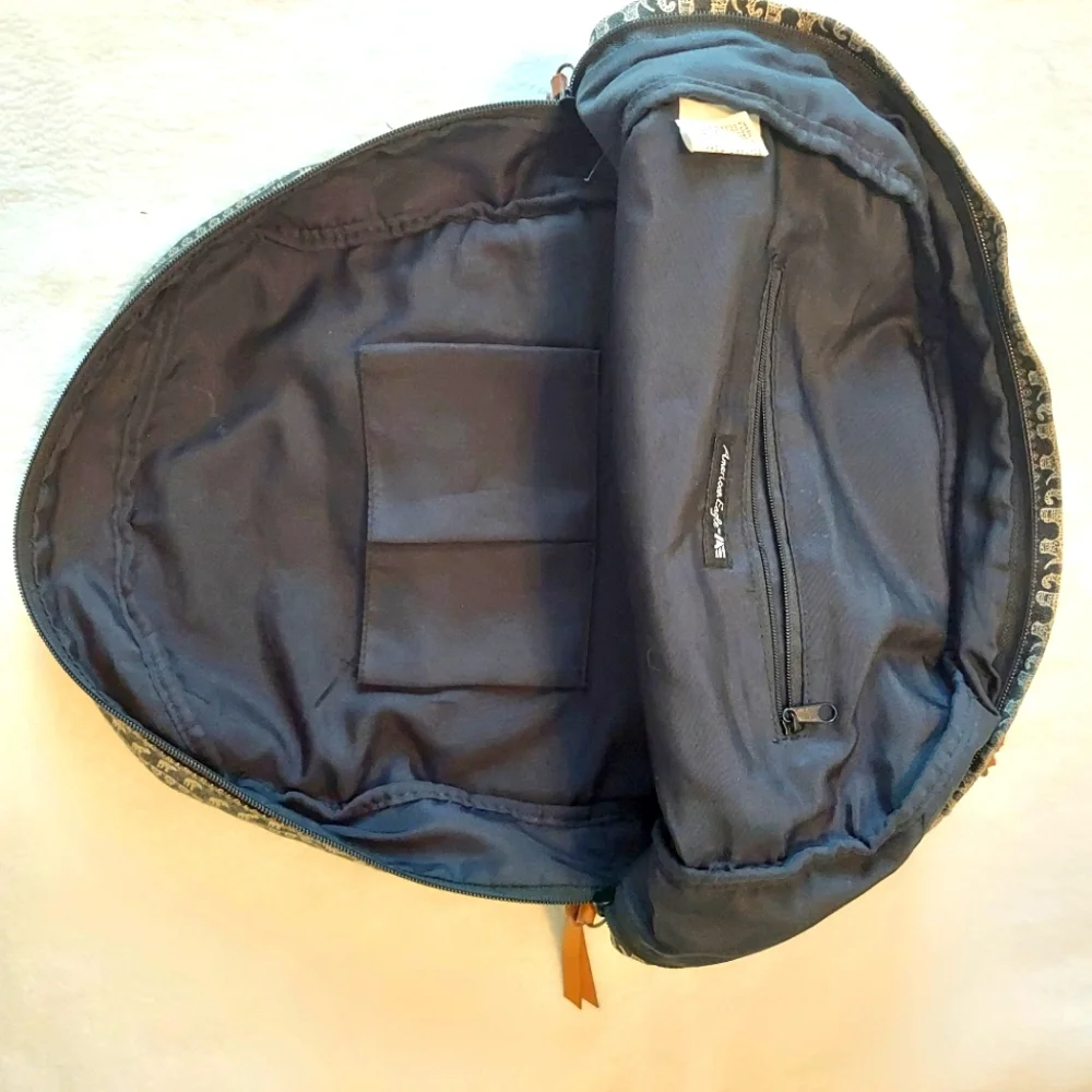 American Eagle knapsack Back Pack Book Bag Pockets Zipper 16x16
